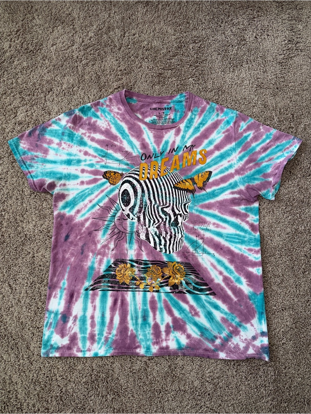 Chemistry "Only In My Dreams" Tie Dye Skull Tee Size L